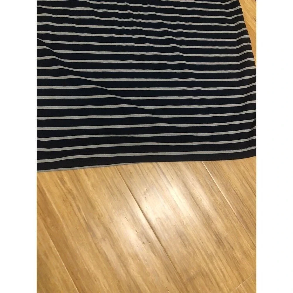 Crown & Ivy Boys Medium Nautical 3/4‎ Zip pullover Lightweight Navy Gray Stripe